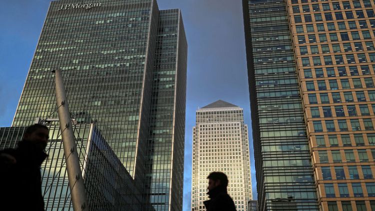 'Bankfurt', Paris await Brexit boom as banks stay loyal to London
