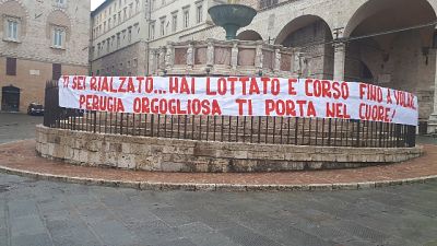In tanti ai funerali di Leonardo Cenci In tanti ai funerali di Leonardo Cenci