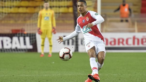 Leicester sign Belgium's Tielemans on loan from Monaco Leicester sign Belgium's Tielemans on loan from Monaco