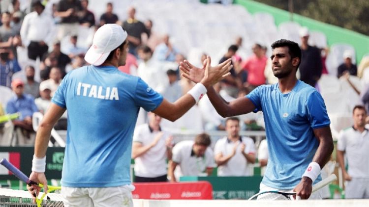 Davis, doppio a India,ora 1-2 con Italia