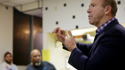 A un an des primaires pour 2020, les démocrates déjà en campagne dans l'Iowa A un an des primaires pour 2020, les démocrates déjà en campagne dans l'Iowa