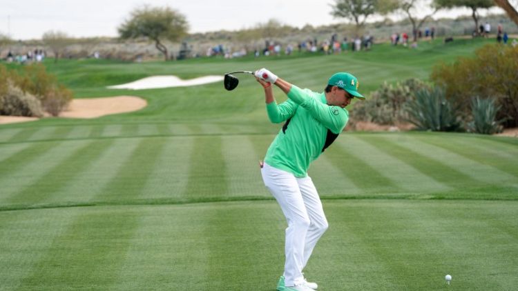 Fowler pulls four clear at Phoenix Open with seven-under 64