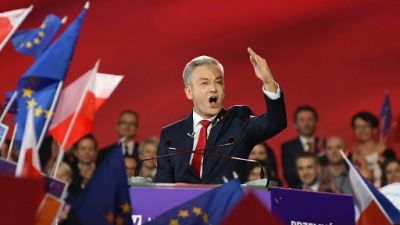 Pologne : un homme politique homosexuel lance un parti de centre gauche Pologne : un homme politique homosexuel lance un parti de centre gauche