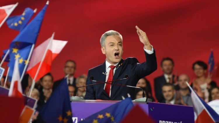 Pologne : un homme politique homosexuel lance un parti de centre gauche
