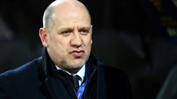 Ligue 1: Le Paris-SG proteste contre l'arbitrage du match Lyon-Paris SG Ligue 1: Le Paris-SG proteste contre l'arbitrage du match Lyon-Paris SG