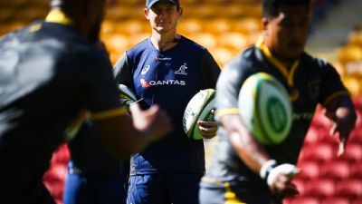 Rugby: Larkham limogé de son poste de coach assistant des Wallabies Rugby: Larkham limogé de son poste de coach assistant des Wallabies