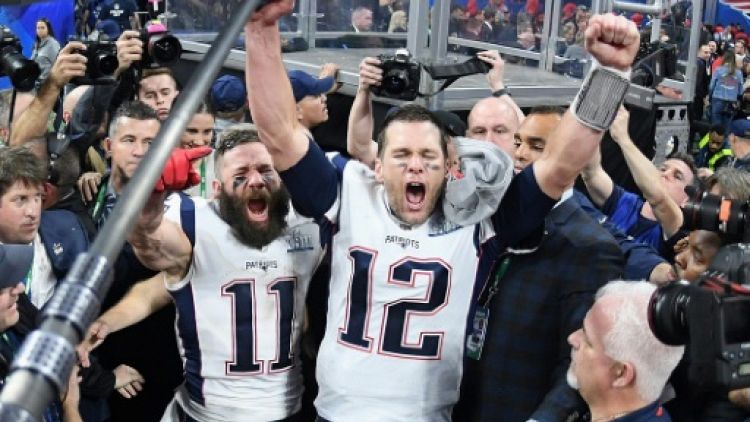 Tom Brady (n°12), vainqueur dimanche de son sixième Super Bowl