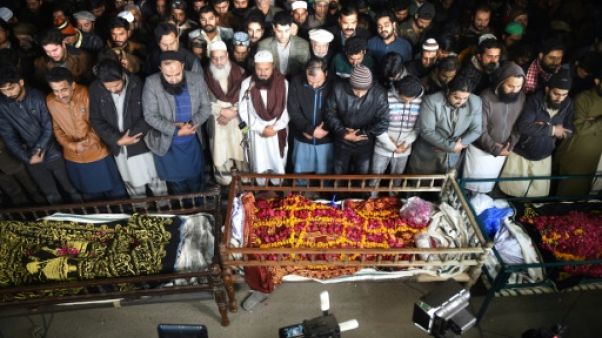 Au Pakistan, les réseaux sociaux menacent l'impunité policière Au Pakistan, les réseaux sociaux menacent l'impunité policière