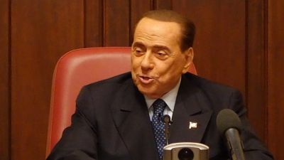 Escort: processo Berlusconi dopo Europee Escort: processo Berlusconi dopo Europee