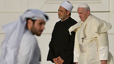شيخ الأزهر يدعو المسلمين في الشرق الأوسط إلى "احتضان" المسيحيين