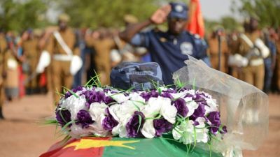Attaque jihadiste au Burkina Faso avant le G5 Sahel: 14 morts Attaque jihadiste au Burkina Faso avant le G5 Sahel: 14 morts