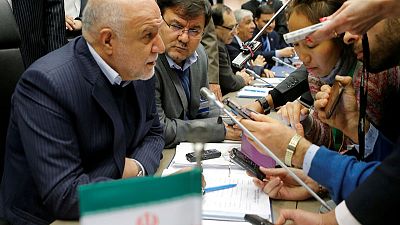 وكالة: وزير النفط الإيراني يقول العراق مدين بملياري دولار عن صادرات غاز وكهرباء