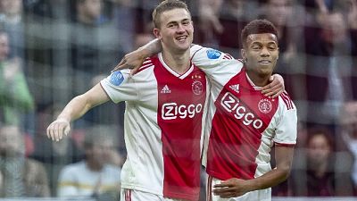 Fra il Barcellona e De Ligt c'è Raiola Fra il Barcellona e De Ligt c'è Raiola
