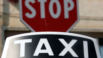 Inseguimento in taxi, arrestato evaso Inseguimento in taxi, arrestato evaso