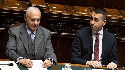 Consob: Di Maio, Savona è compatibile Consob: Di Maio, Savona è compatibile