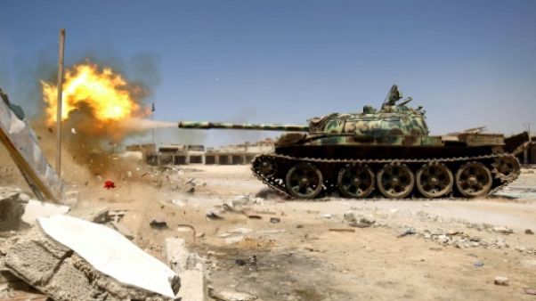 Libye: une offensive de Haftar dans le sud fait craindre de nouvelles tensions Libye: une offensive de Haftar dans le sud fait craindre de nouvelles tensions