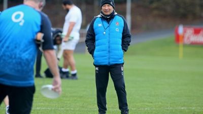 XV d'Angleterre: changement de mêlée avant la France XV d'Angleterre: changement de mêlée avant la France