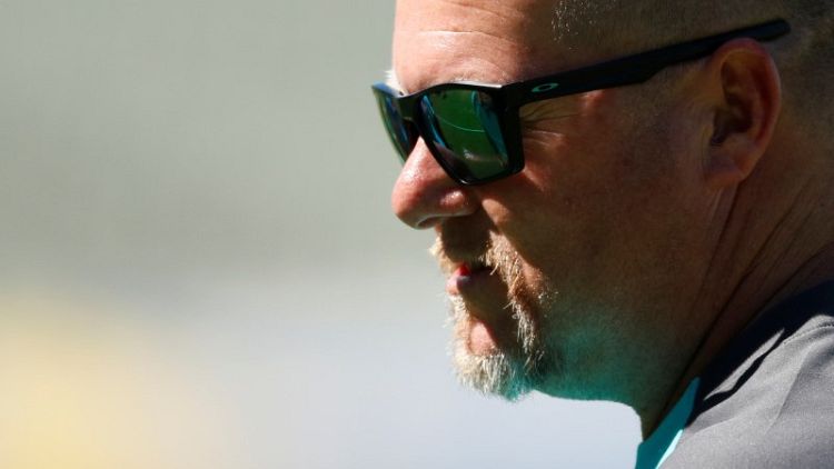 Australia bowling coach Saker resigns - CA