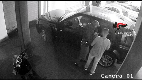 Sgominata banda che rubava auto Sgominata banda che rubava auto