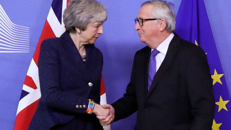 رئيسة وزراء بريطانيا ترفع مطلب إعادة التفاوض على خطة الانفصال للاتحاد الأوروبي