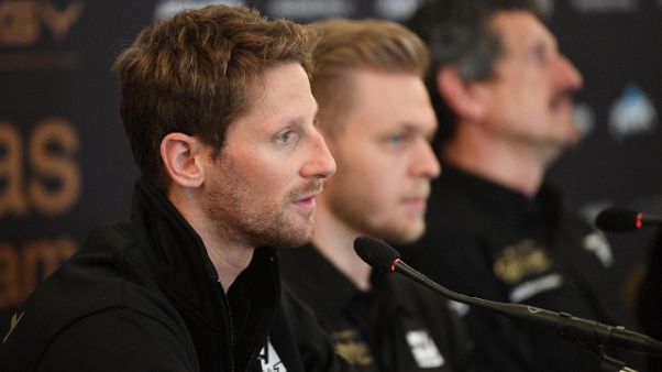 F1: nuova livrea Haas, è nera e oro F1: nuova livrea Haas, è nera e oro