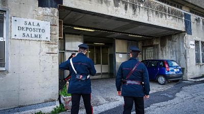 Tangenti in obitorio, in 41 a processo Tangenti in obitorio, in 41 a processo
