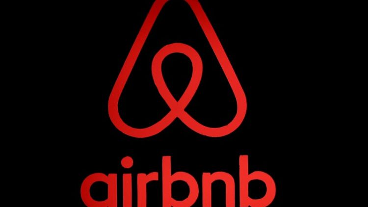 Airbnb hires airline executive in move to offer transportation services