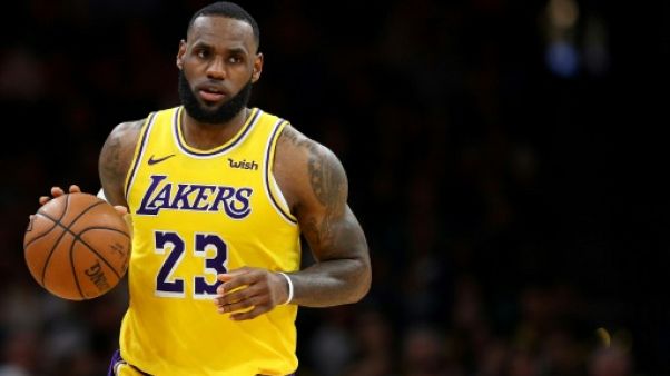 NBA: LeBron James avec Kyrie Irving et Anthony Davis au All Star Game NBA: LeBron James avec Kyrie Irving et Anthony Davis au All Star Game