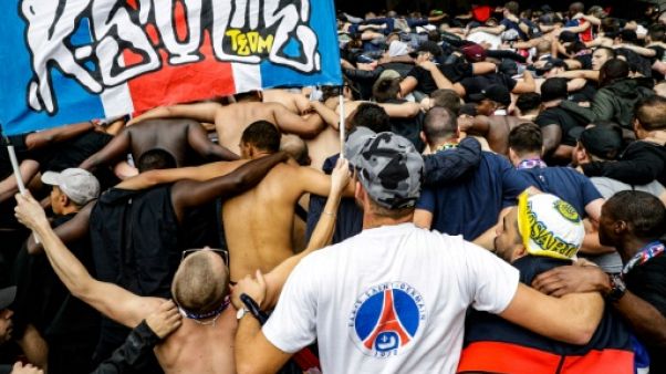 Des ultras du PSG lors d'un match à Rennes, le 23 septembre 2018 Des ultras du PSG lors d'un match à Rennes, le 23 septembre 2018
