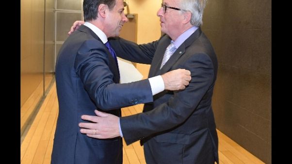 Juncker non sarà ad ascoltare Conte Juncker non sarà ad ascoltare Conte