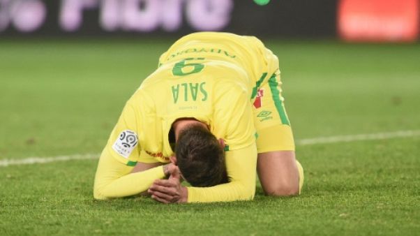 La Ligue 1 rend hommage à Sala, Paris tourné vers Old Trafford La Ligue 1 rend hommage à Sala, Paris tourné vers Old Trafford