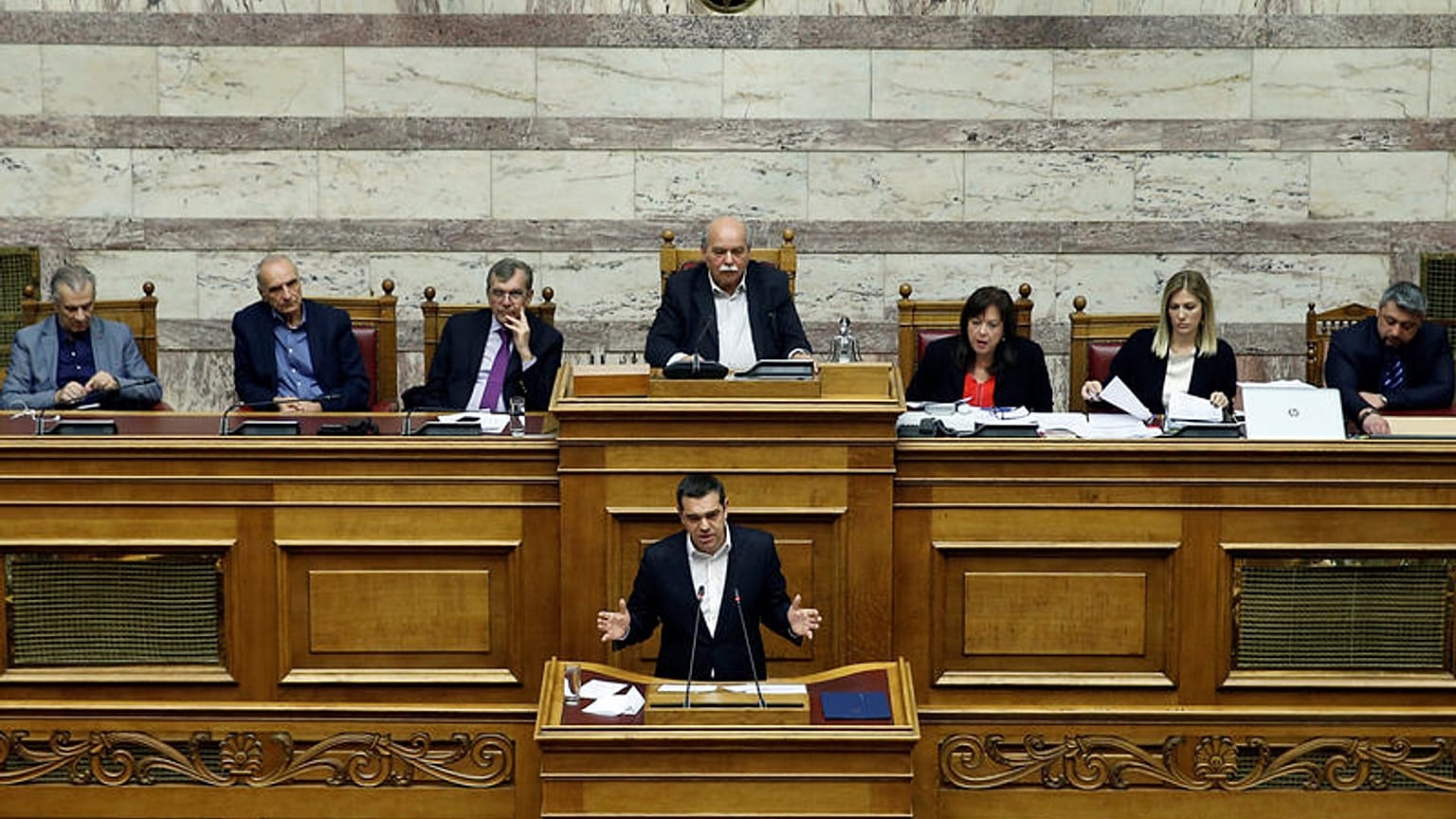 Greek parliament approves protocol for Macedonia to join NATO