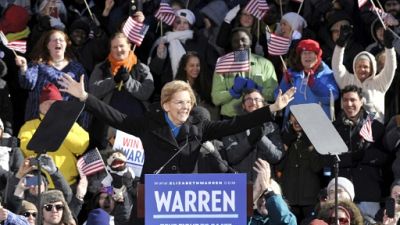 Défiant la polémique sur ses origines,  Warren part à l'assaut de la Maison Blanche