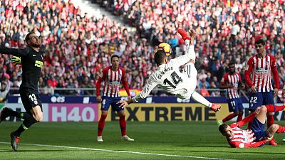 ريال يعود للمنافسة على اللقب بفوز على أتليتيكو في قمة مدريد