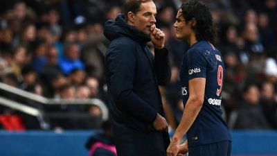 Ligue 1: le PSG bat Bordeaux 1-0, Cavani sort blessé