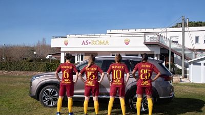 Hyundai in campo con la Roma femminile Hyundai in campo con la Roma femminile