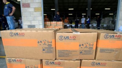 L'aide humanitaire, arme politique au coeur du duel Maduro-Guaido