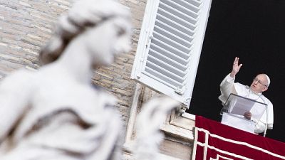 Papa Prega contro tratta,denunciare casi Papa Prega contro tratta,denunciare casi