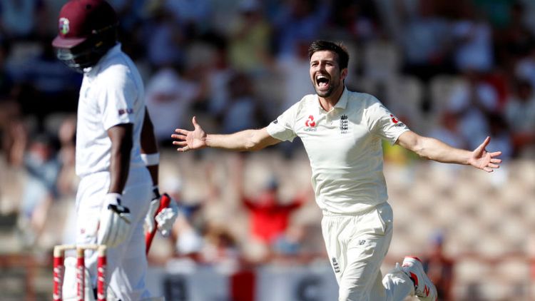 Wood takes three wickets as England fight back in third test