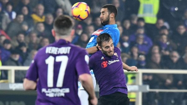 Fiorentina: ansia per Pezzella Fiorentina: ansia per Pezzella