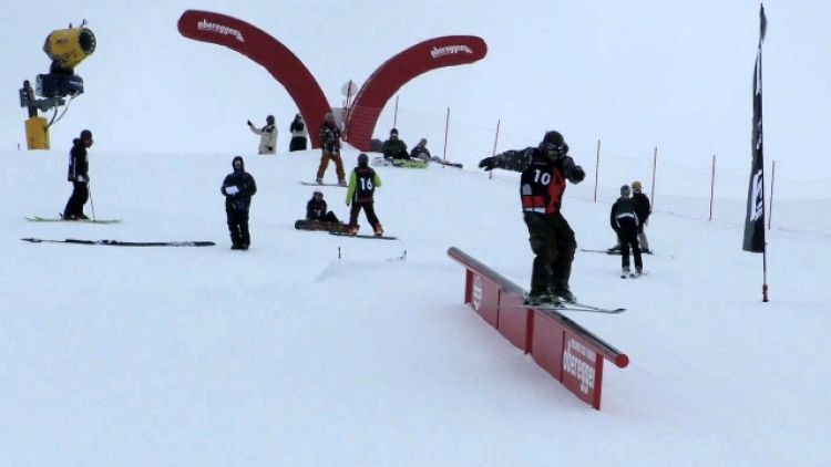 Snowboard:Seehauser resta 'Re Obereggen'
