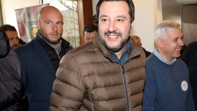Via querela, Salvini-Buffagni fanno pace