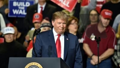 Donald Trump vante le mur en campagne à El Paso, Texas