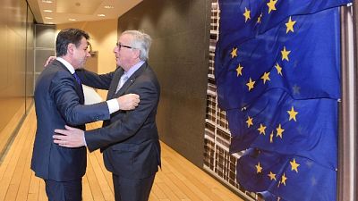 Conte, domani incontra Juncker e Tajani Conte, domani incontra Juncker e Tajani