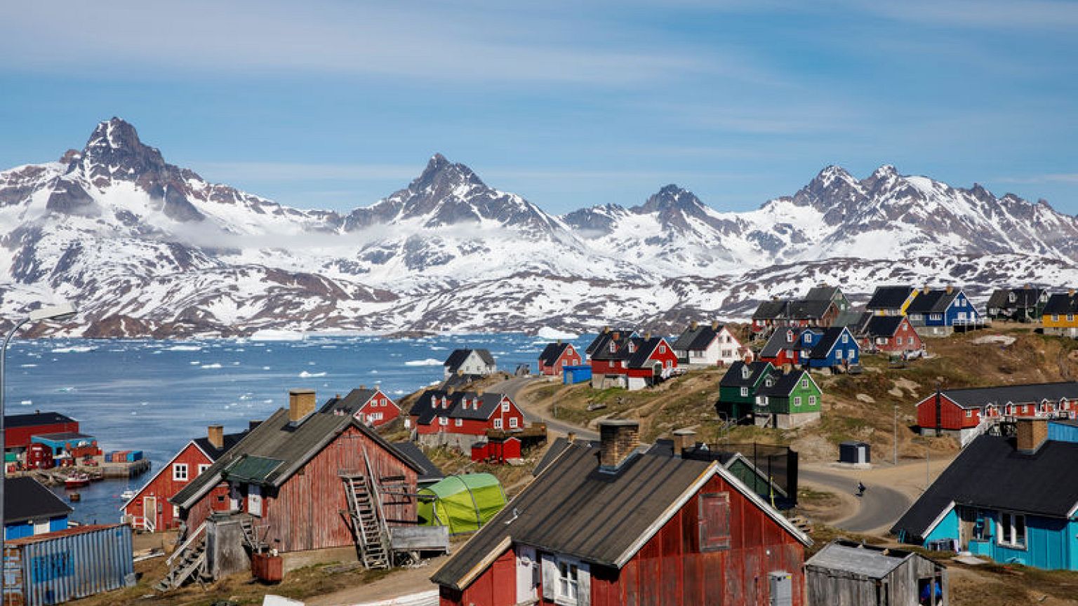 As ice melts, Greenland could become big sand exporter - study