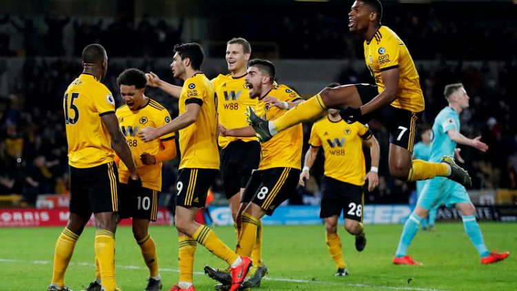 Newcastle's Benitez upset with officials over Wolves equaliser