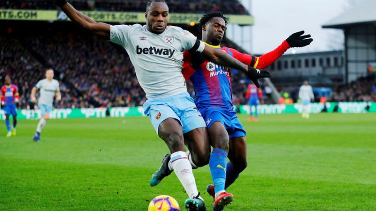 West Ham's Antonio wants points deduction, stadium closure for racism