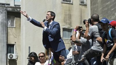 Venezuela: Guaido défie Maduro et annonce l'entrée de l'aide le 23 février Venezuela: Guaido défie Maduro et annonce l'entrée de l'aide le 23 février