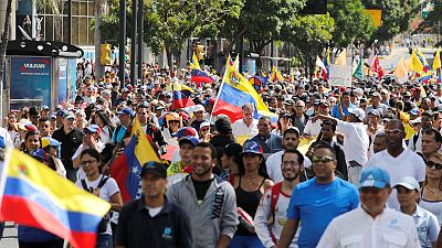 مظاهرات للمعارضة الفنزويلية لمطالبة مادورو بالسماح بدخول مساعدات انسانية
