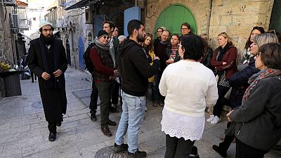 مرشدان سياحيان فلسطيني وإسرائيلية يسردان روايتين مختلفتين عن القدس